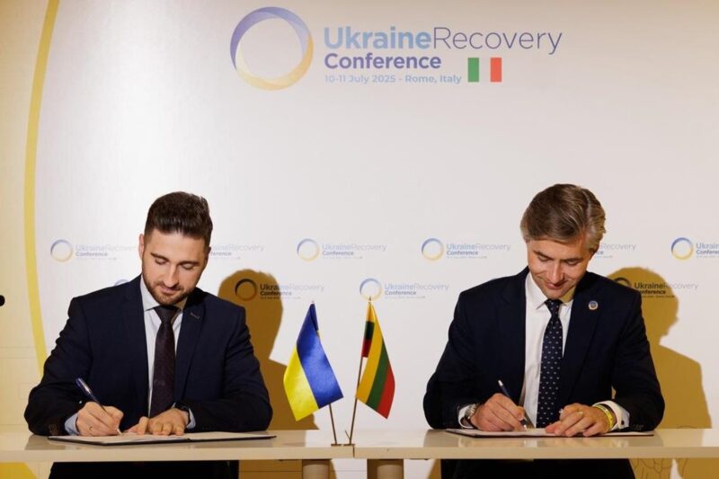 Литва виділить 21 млн євро на відновлення освіти в Україні