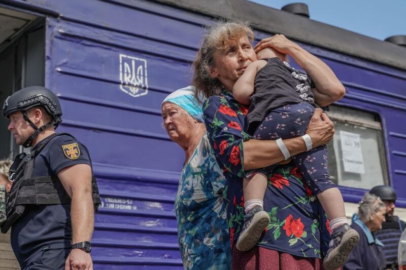 На Донеччині розширили зону примусової евакуації