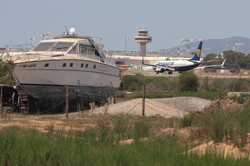 Названо причину “пожежі” в літаку Ryanair на Майорці