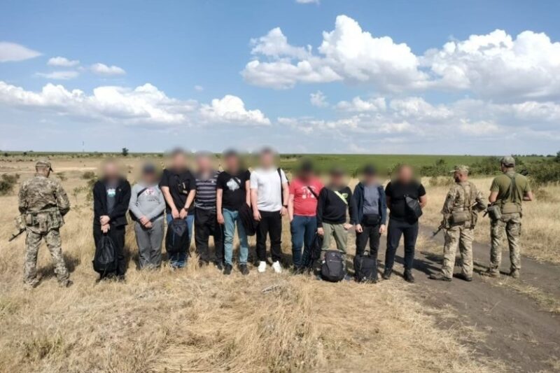 Прикордонники затримали десятеро ухилянтів