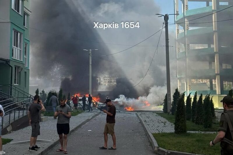 Центр Харкова зазнав удару КАБів, є поранені