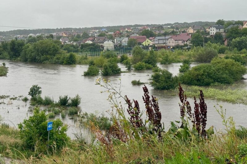 У Львові підтоплення через сильні дощі