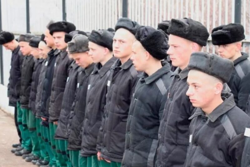 У РФ вигадали новий спосіб відправки в’язнів на війну – розвідка