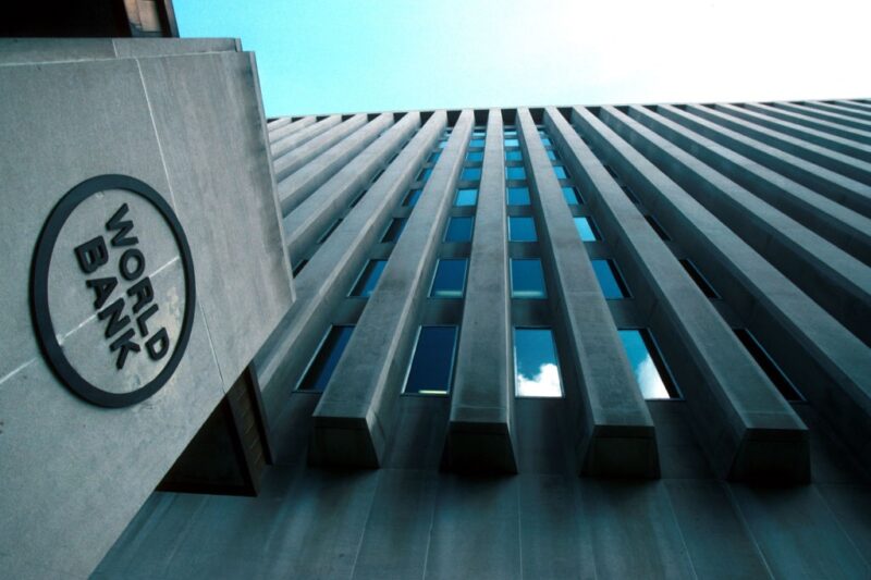 Україна та Світовий банк запустили нову програму на 200 млн доларів