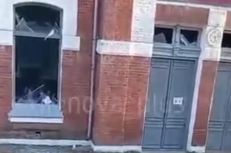 В РФ дрони атакували залізничну станцію: рух поїздів призупинено