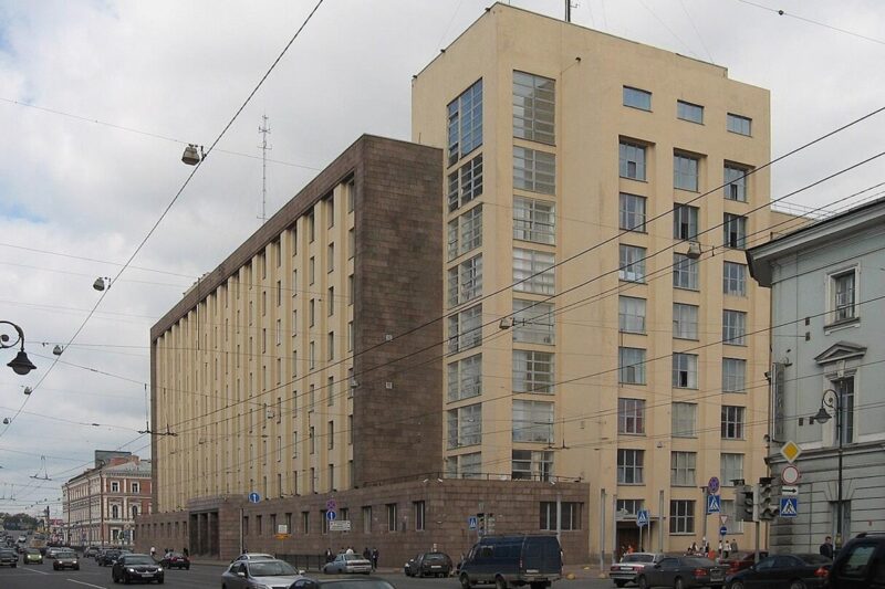 В Росії затримали туристів з Ізраїлю та США за танці будівлею ФСБ