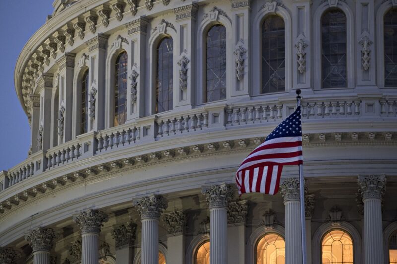 В Сенаті США схвалили 500 млн доларів для України