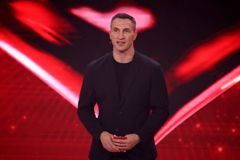 Володимир Кличко відреагував на тріумф Усика у поєдинку з Дюбуа