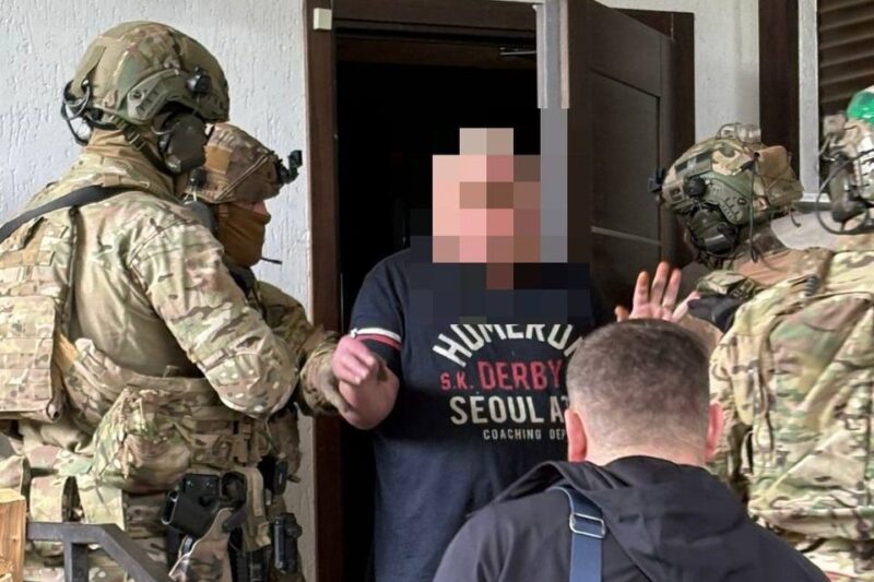 Збитки на 33 млн: викрито зловживання на постачаннях гвинтівок