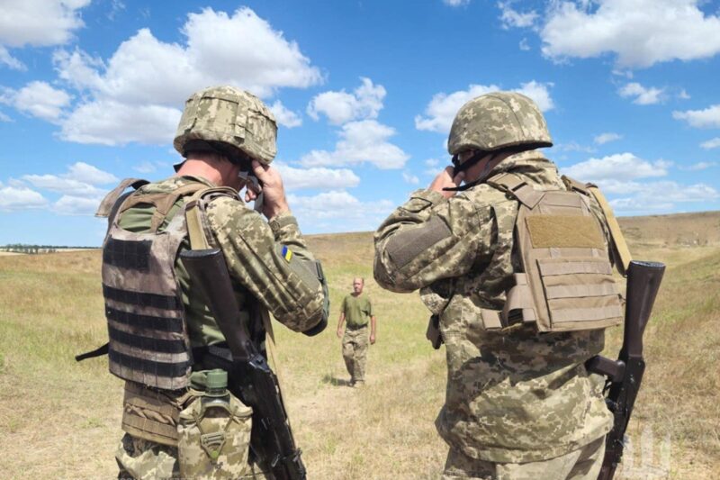 ЗСУ стримують атаки росіян, бої тривають – Генштаб