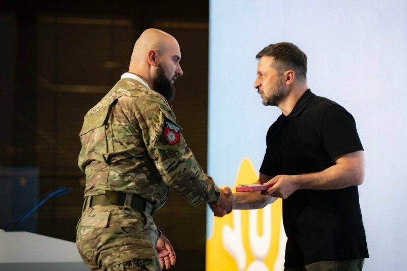 Володимир Зеленський привітав українців із Днем молоді