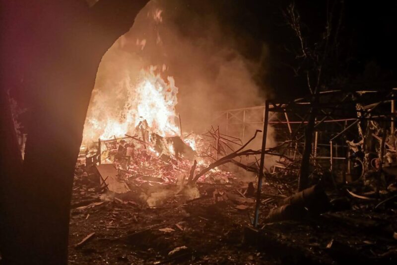 Атака Бучі й Ірпеня: один за одним десятки вибухів