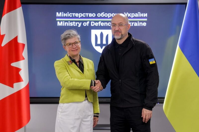Канада доєднається до ініціативи з озброєння ЗСУ