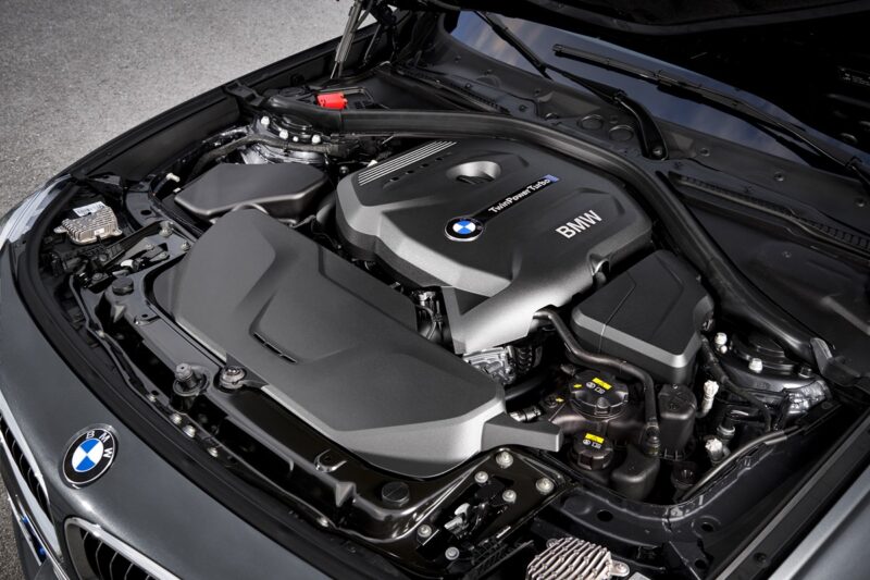Mercedes розглядає співпрацю з BMW у сфері бензинових двигунів