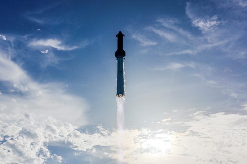 SpaceX здійснила успішний запуск корабля Starship