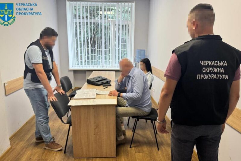 Тренерці з танців у Черкасах, яка програла в казино гроші, вручили підозру
