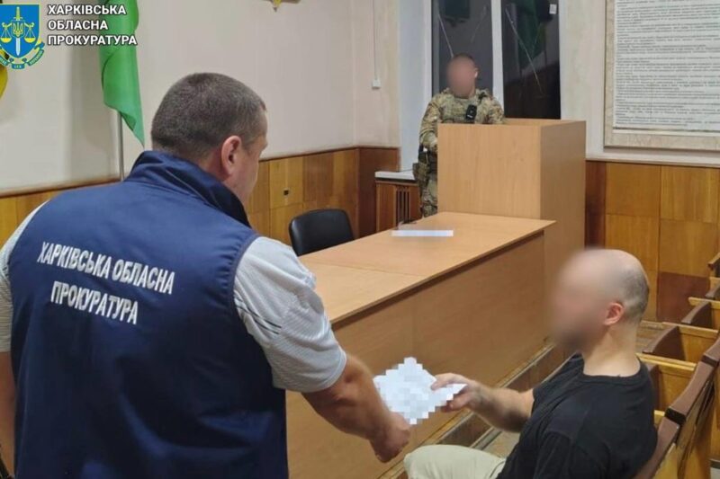 У Харкові чоловік напав з ножем на поліцейського і працівників ТЦК