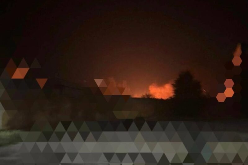 У Запоріжжі після атаки БПЛА палає підприємство