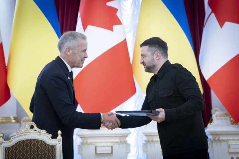 Україна й Канада підписали План дій безпекової угоди