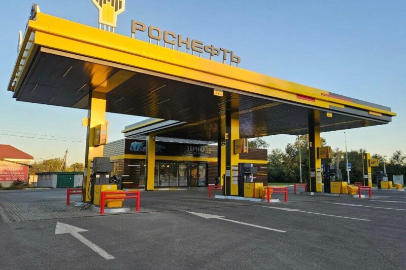 В Росії ціни на бензин другий день поспіль б’ють рекорди