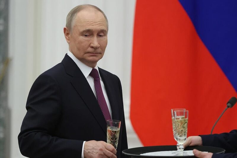 Більшість росіян не змогли назвати досягнень РФ за каденції Путіна