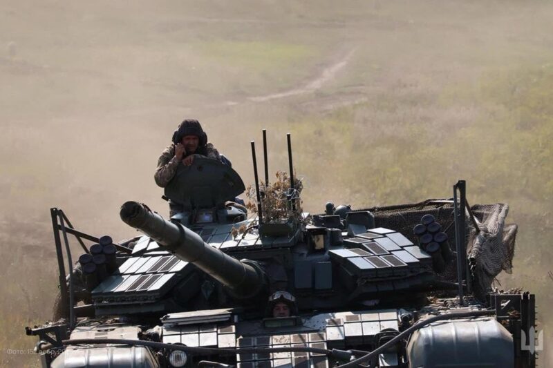 Бої з росіянами ведуться на 11 напрямках – Генштаб