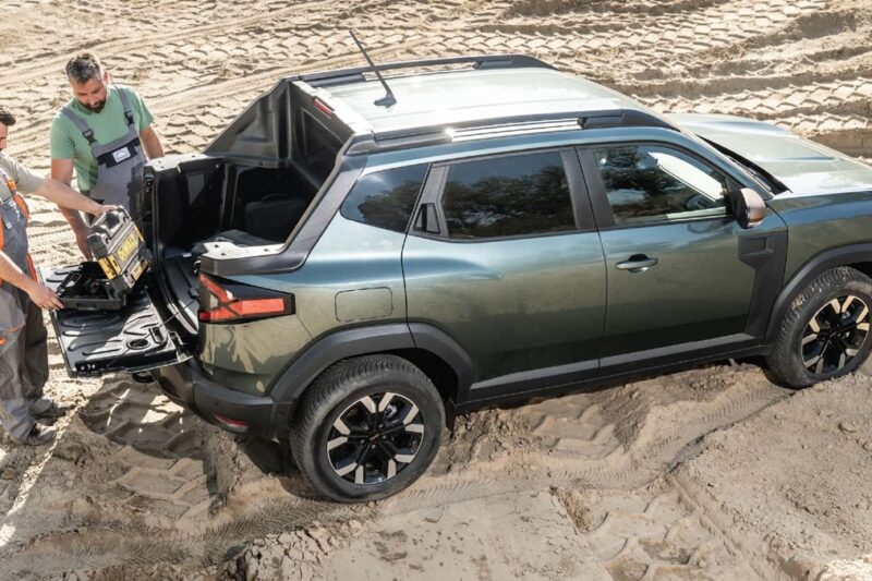 Dacia перетворила Duster на пікап і фургон