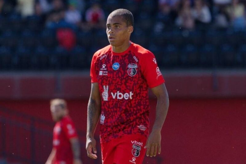 Форвард Вереса отримав дискваліфікацію за вилучення в матчі з Кудрівкою