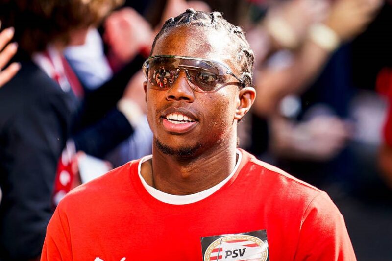 Футболіст МЮ може продовжити кар’єру в команді Степаненка