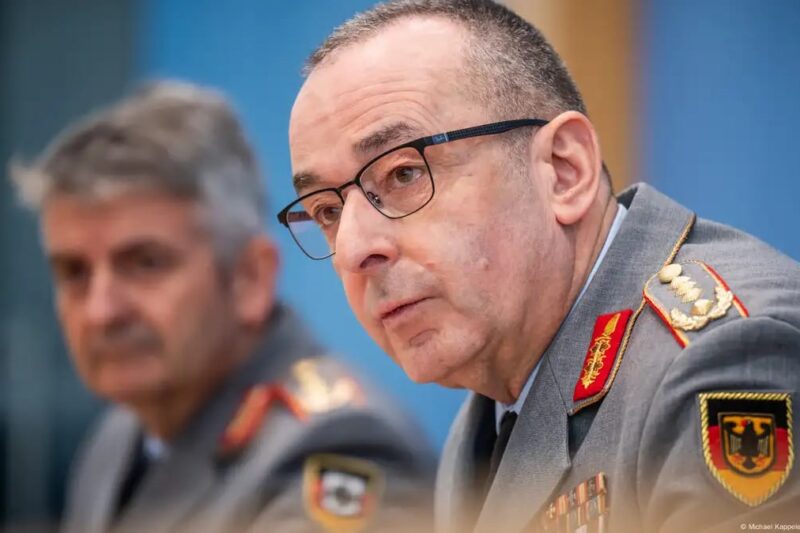 Генерал Бундесверу: Путін зазіхає не лише на Київ