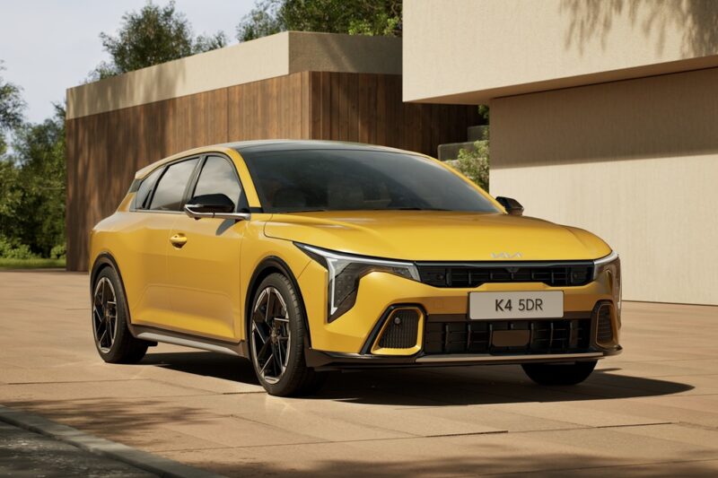Kia виводить K4 на європейський ринок