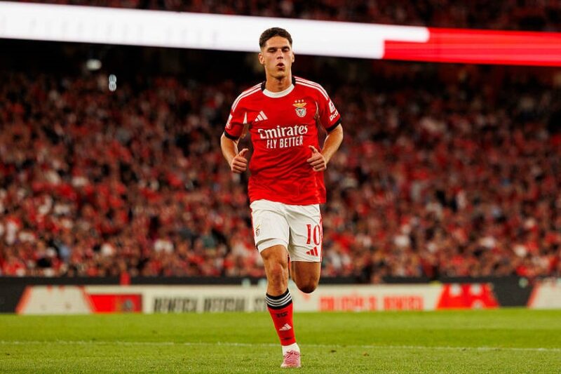 Моурінью на матч чемпіонату поставив відразу двох українців