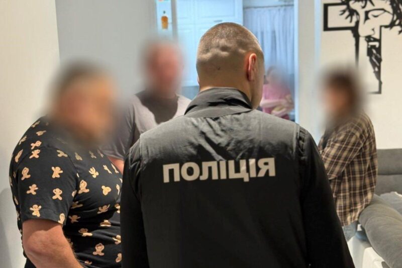 На Прикарпатті затримали на хабарі депутата, що працює в ТЦК