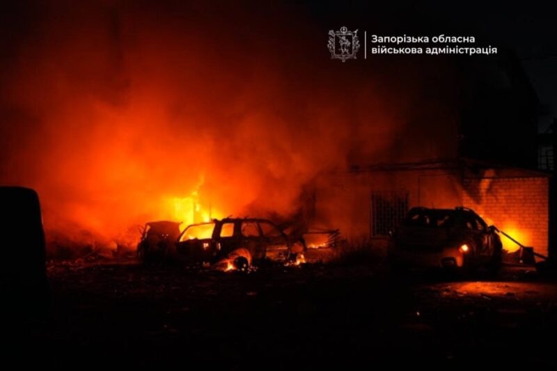 РФ гатить по промислових і цивільних об’єктах Запоріжжя