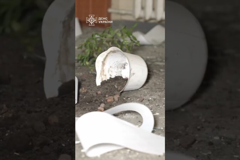 Суми. Вночі ворог завдав удару по навчальному закладу безпілотниками.