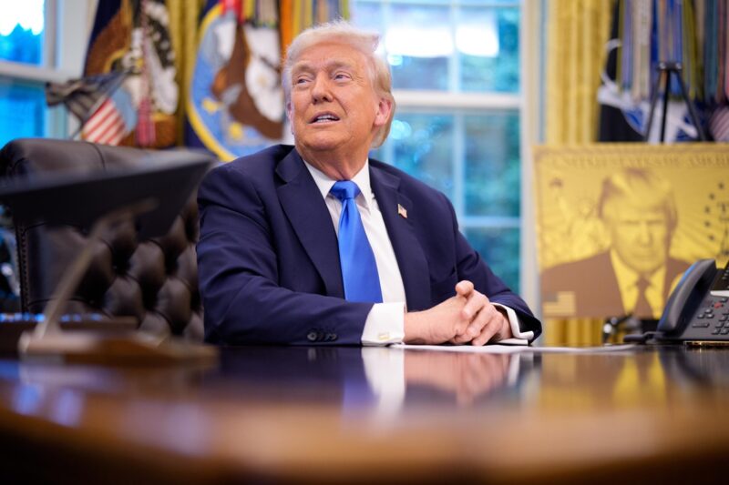 Трамп: Ми заробляємо гроші на війні в Україні