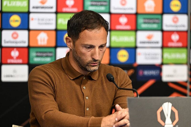 У Фенербахче можуть знову змінити головного тренера