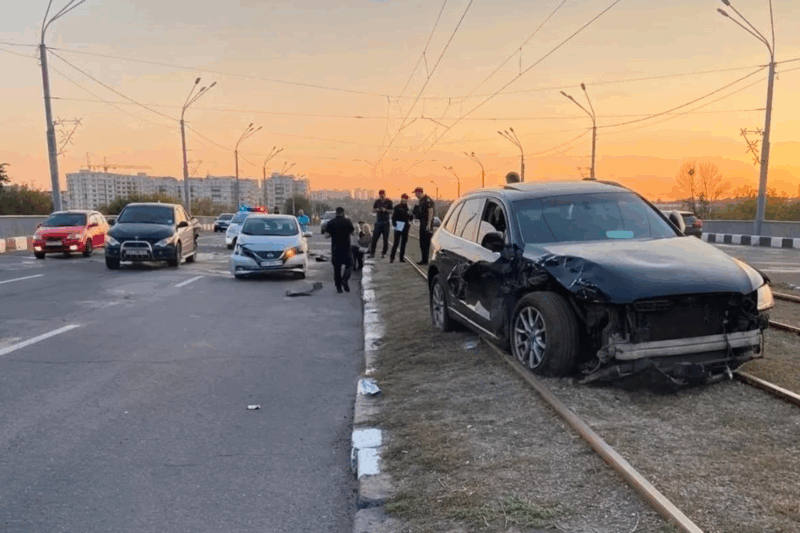 У Харкові 14-річний хлопець за кермом авто скоїв ДТП