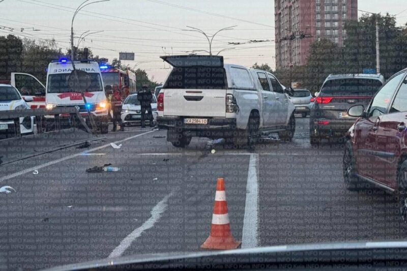 У Києві сталося смертельне ДТП за участю військового