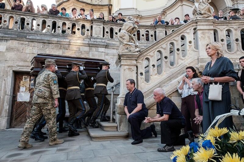 У Львові проходить церемонія прощання з Парубієм