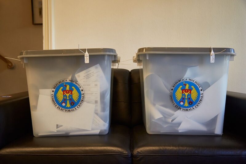 У Молдові закрилися виборчі дільниці