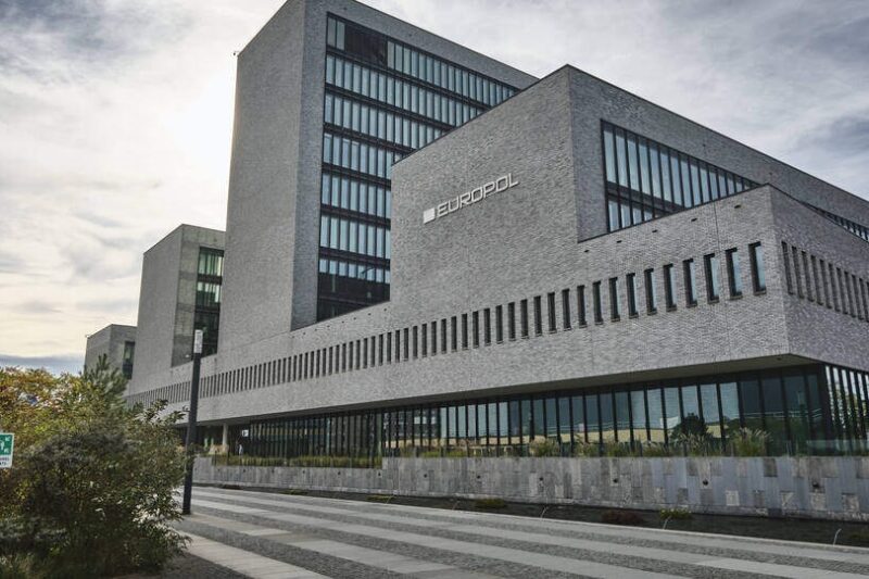 У Нідерландах арештували підлітків за підозрою у шпигунстві на користь РФ