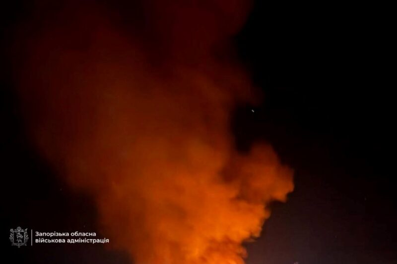 У Запоріжжі прогриміли вибухи: що відомо