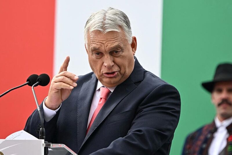 Україна не є суверенною державою – Орбан