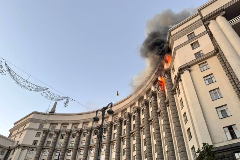 З’явились нові деталі російської атаки на Кабмін