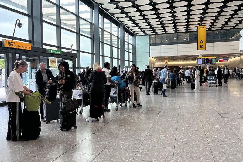 Збої в аеропортах Європи: підтверджена кібератака “третьої сторони”