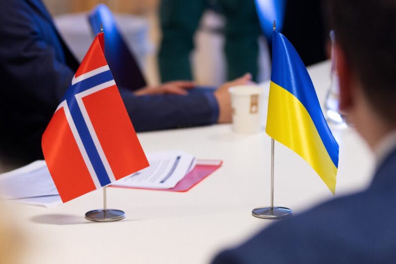 У Норвегії Олена Зеленська відвідала медичний заклад, де лікують поранених українських воїнів