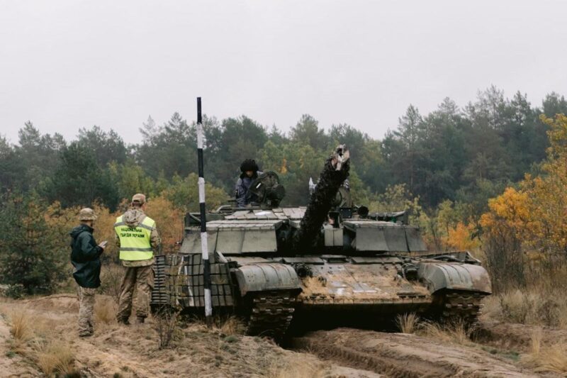 Атаки росіян під Добропіллям захлинулися – Азов