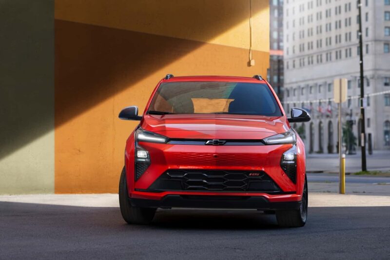 Chevrolet повертає електрохетчбек Bolt