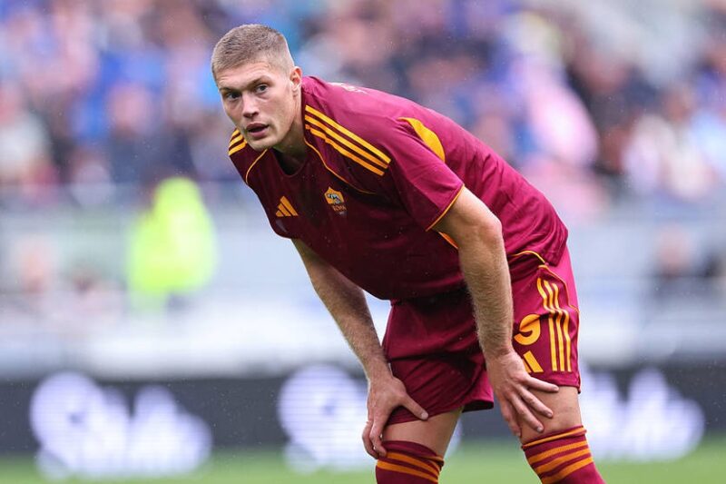 Довбик про трансфер у Мілан: Був у межах можливого